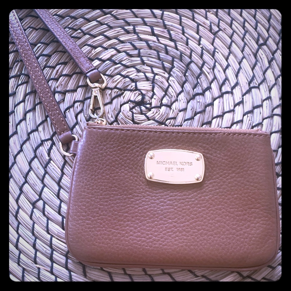 Michael Kors small wristlet